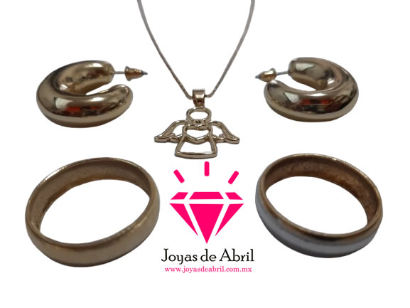 Cadena, medalla de angel, aretes y dos anillos